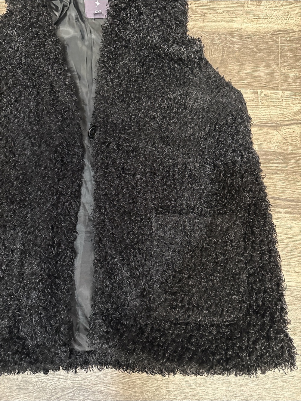 Forever 21 XXI Black Faux Fur Teddy Vest Size Large - Picture 8 of 8